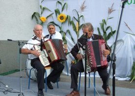 28.08.2011 Dożynki Parafialno-Gminne i pożegnanie Ks. Proboszcza Ireneusza Fedec 