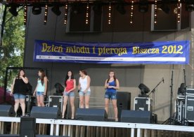 Dzień Miodu i Pieroga Biszcza 01.07.2012r.