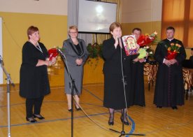 23.10.2012r. XV rocznica nadania imienia Jana Pawła II szkole podstawowej w Goździe Lipińskim