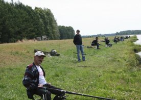 Zawody wędkarskie o "Puchar Wójta", rozpoczęcie sezonu letniego na zbiorniku wodnym Biszcza-Żary, 29.06.2014r.