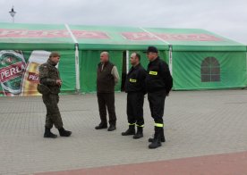 Ćwiczenia zgrywające nad Zalewem w Biszczy