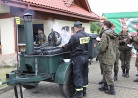 Ćwiczenia zgrywające nad Zalewem w Biszczy