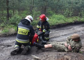 Ćwiczenia zgrywające nad Zalewem w Biszczy