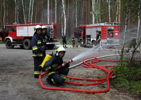 Ćwiczenia zgrywające nad Zalewem w Biszczy