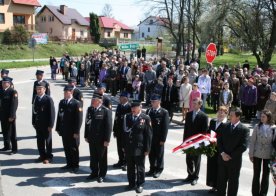 Hołd ofiarom katastrofy lotniczej pod Smoleńskiem 10 kwietnia 2010