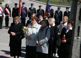 Hołd ofiarom katastrofy lotniczej pod Smoleńskiem 10 kwietnia 2010